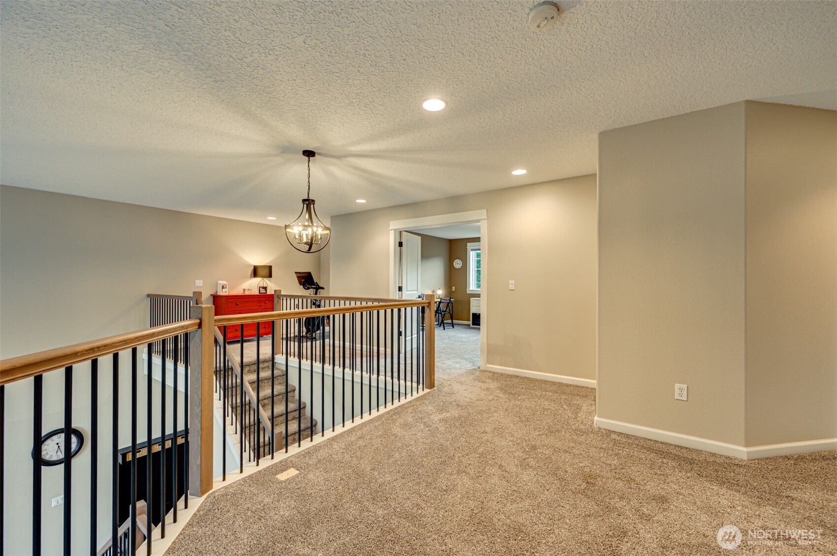 300 Thistle Court Property Photo 23
