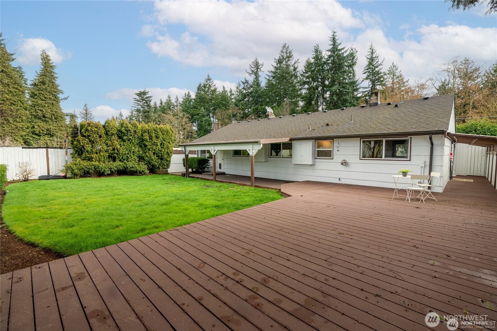 19513 Meridian Avenue Property Photo 21