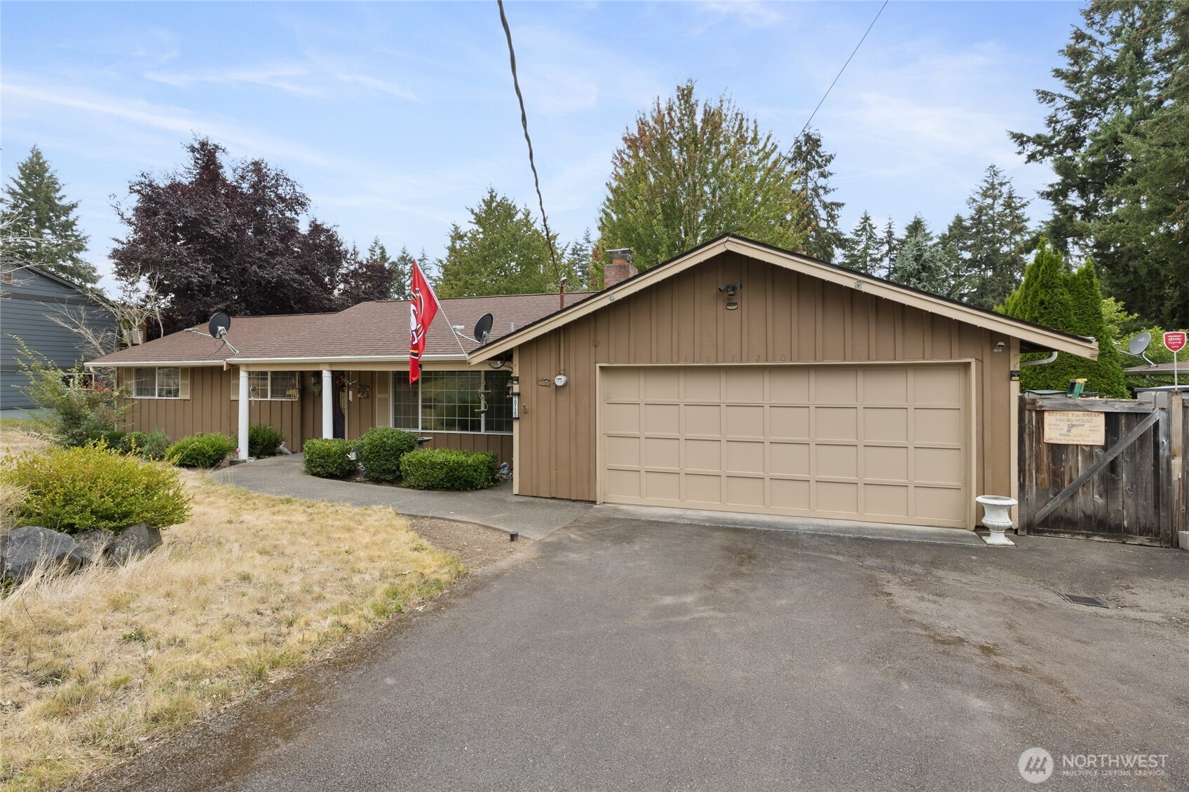 10120 Cedrona Street Property Photo 1