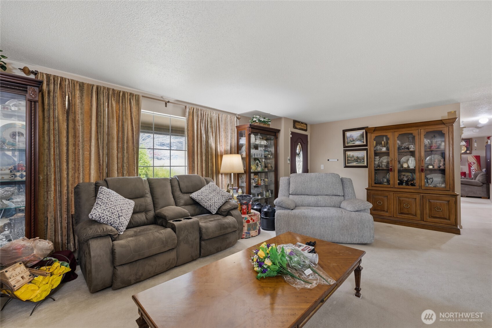 10120 Cedrona Street Property Photo 5