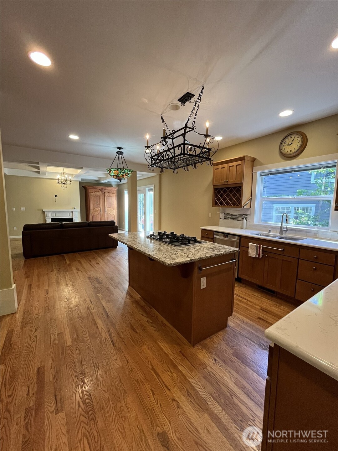 1163 Ne Wing Point Way Property Photo 13