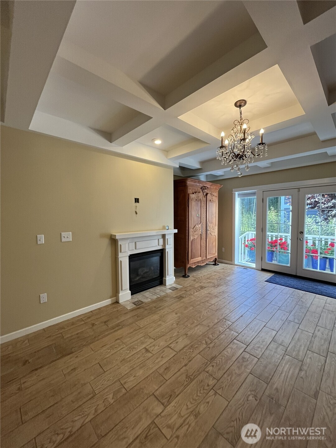 1163 Ne Wing Point Way Property Photo 17