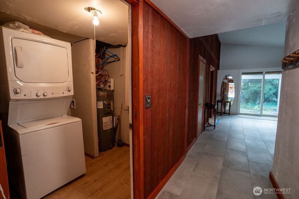 4237 88th Avenue Property Photo 9