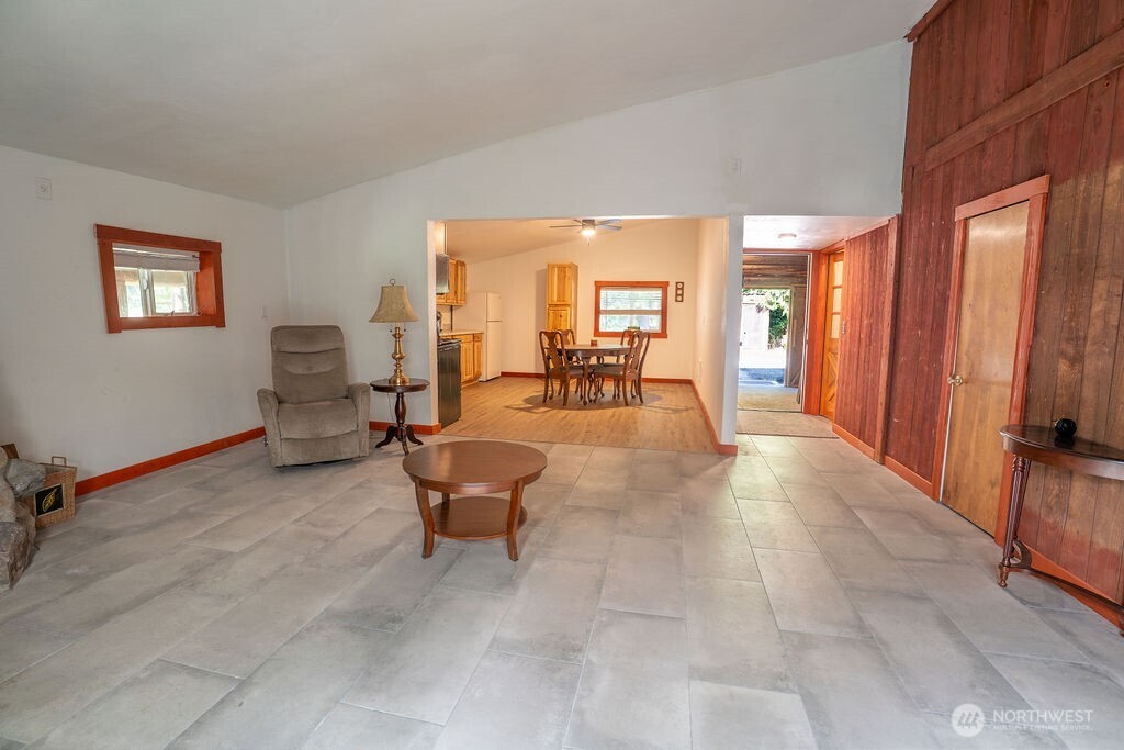 4237 88th Avenue Property Photo 12