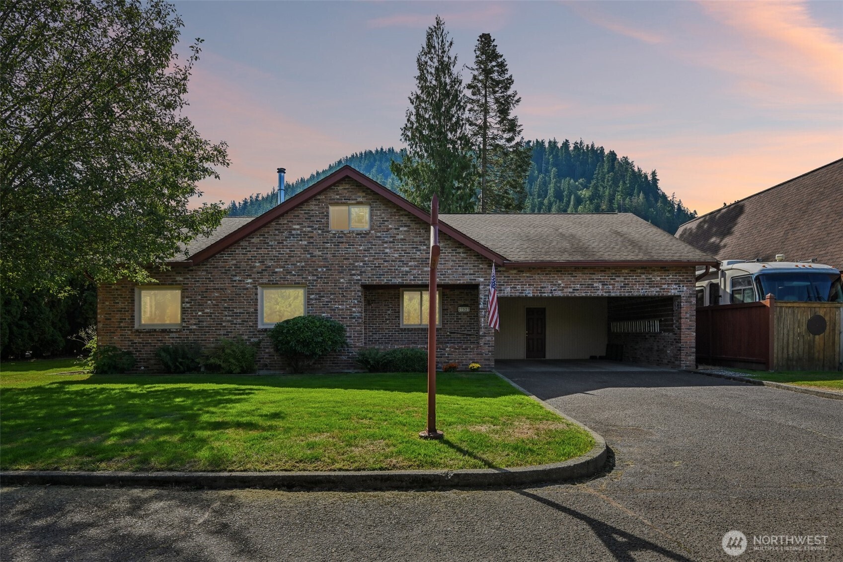 27527 Se 467th Place Property Photo 1