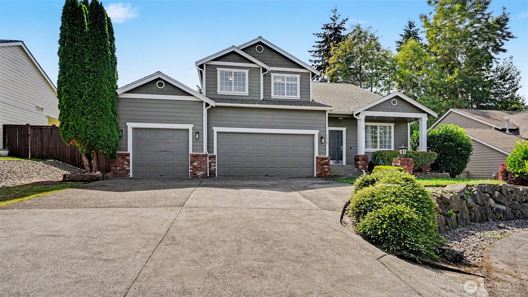 6610 83 Street Ct Property Photo 1