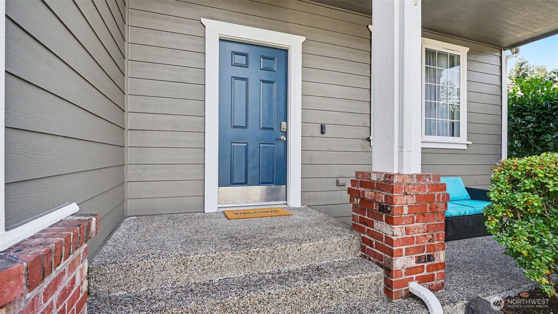6610 83 Street Ct Property Photo 5