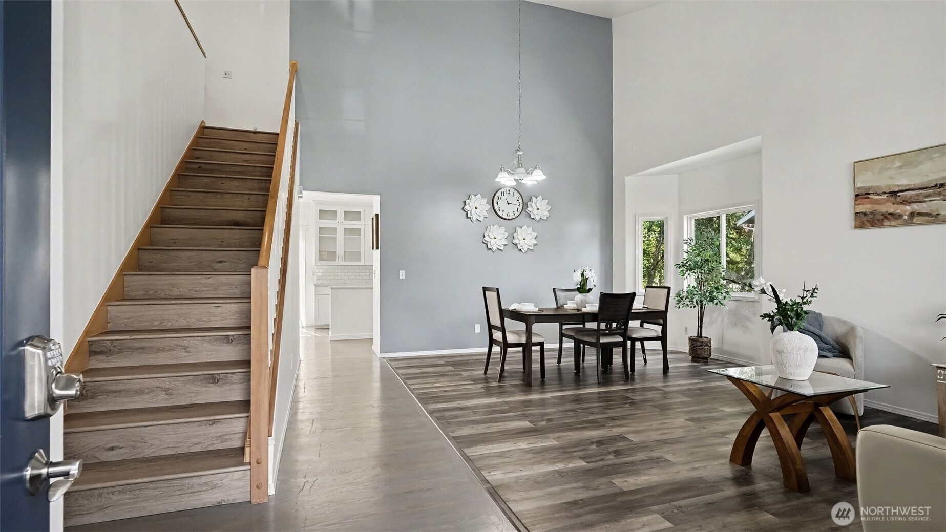 6610 83 Street Ct Property Photo 8