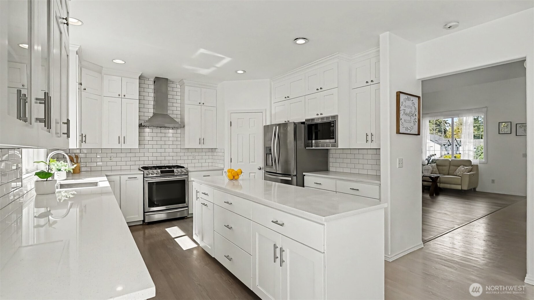 6610 83 Street Ct Property Photo 11