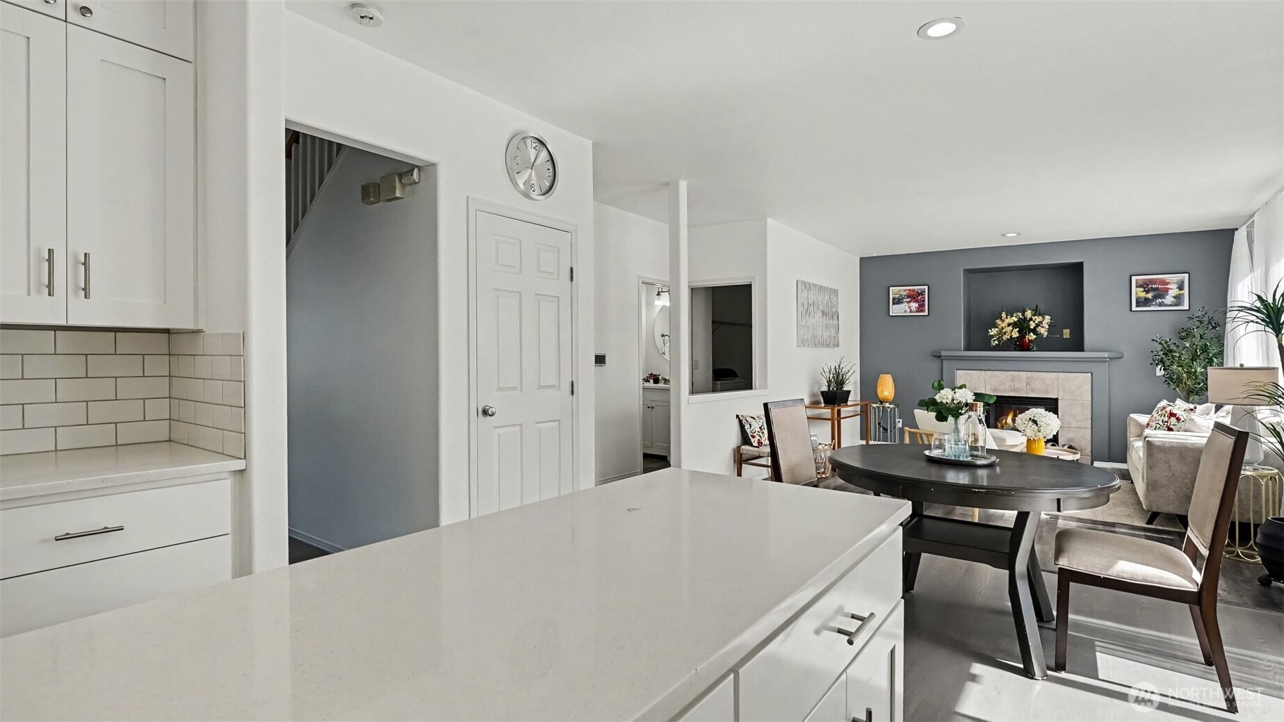 6610 83 Street Ct Property Photo 14