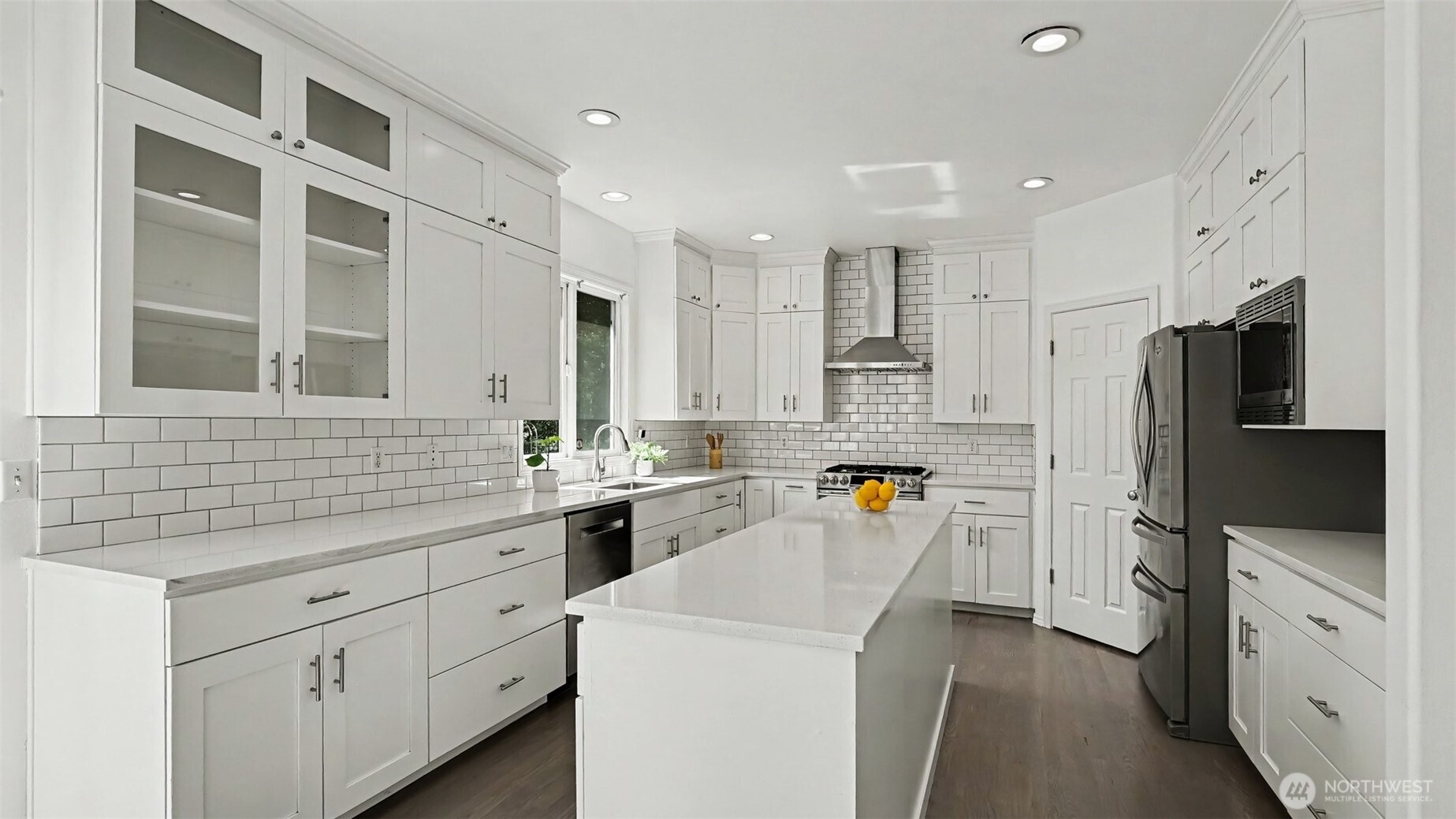 6610 83 Street Ct Property Photo 15
