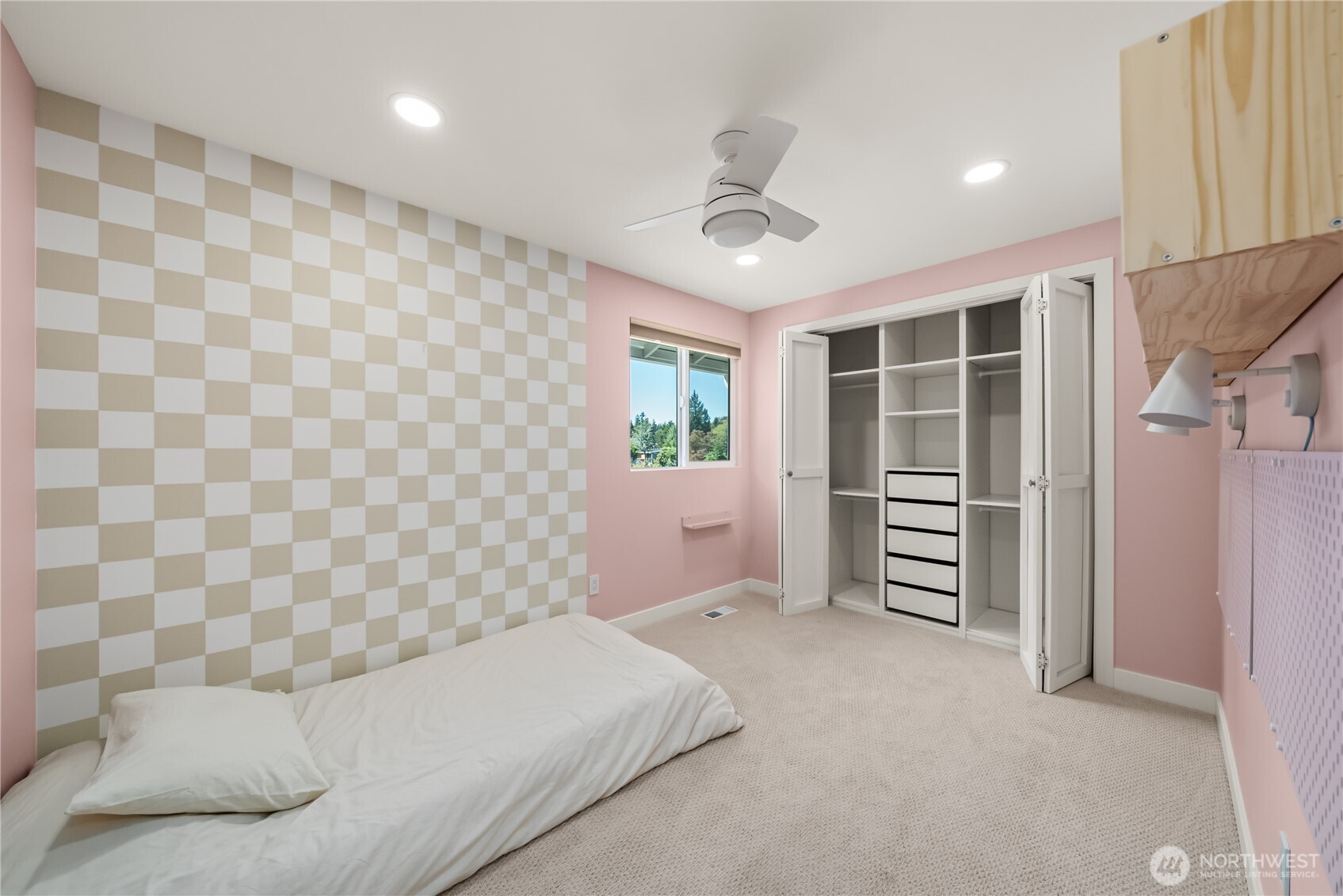 32544 42nd Place Property Photo 19