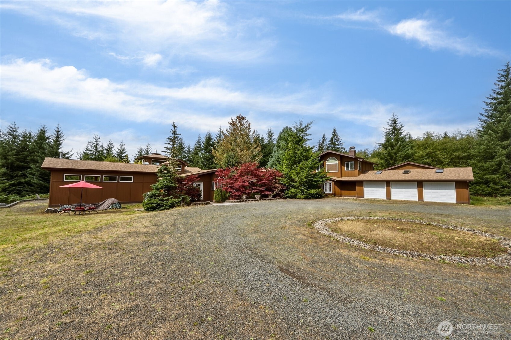 156 Peppermill Road Property Photo 3