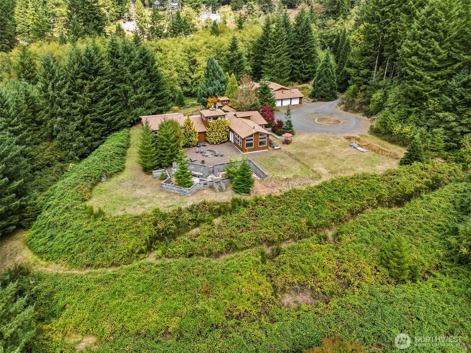 156 Peppermill Road Property Photo 40