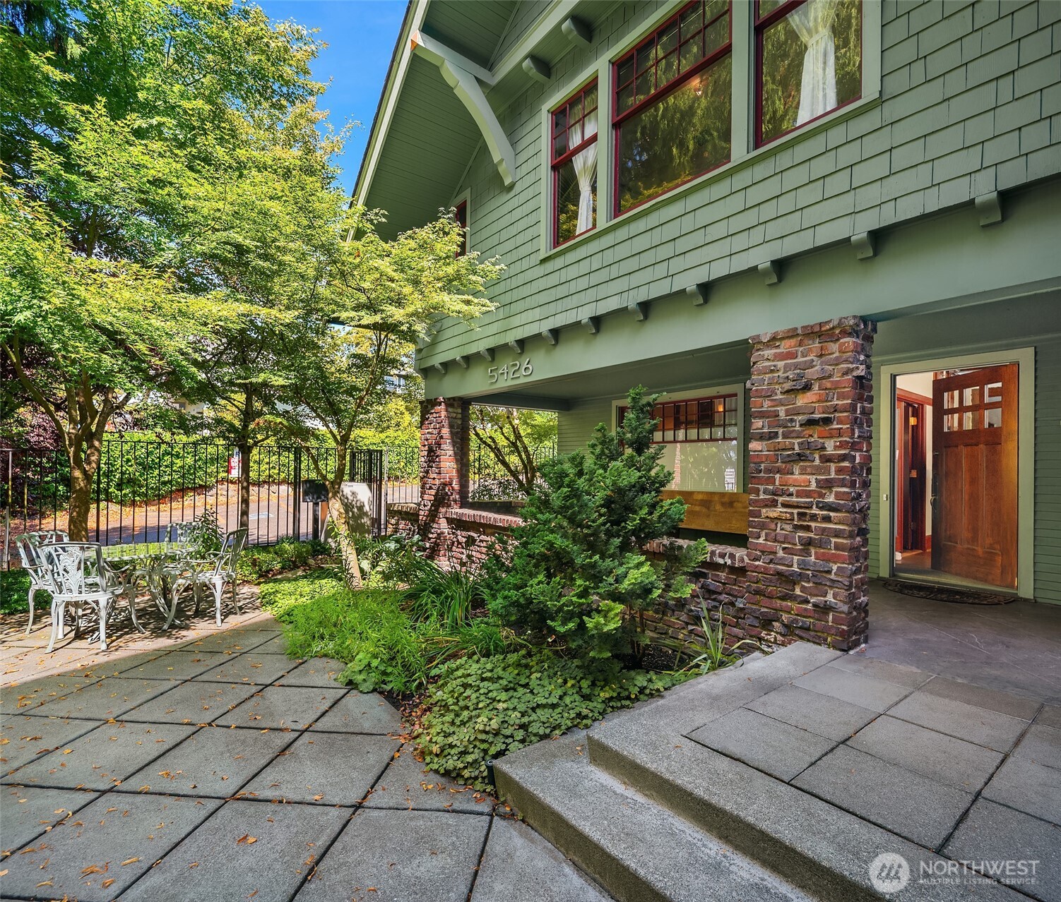 5430 California Avenue 1cu Property Photo 7