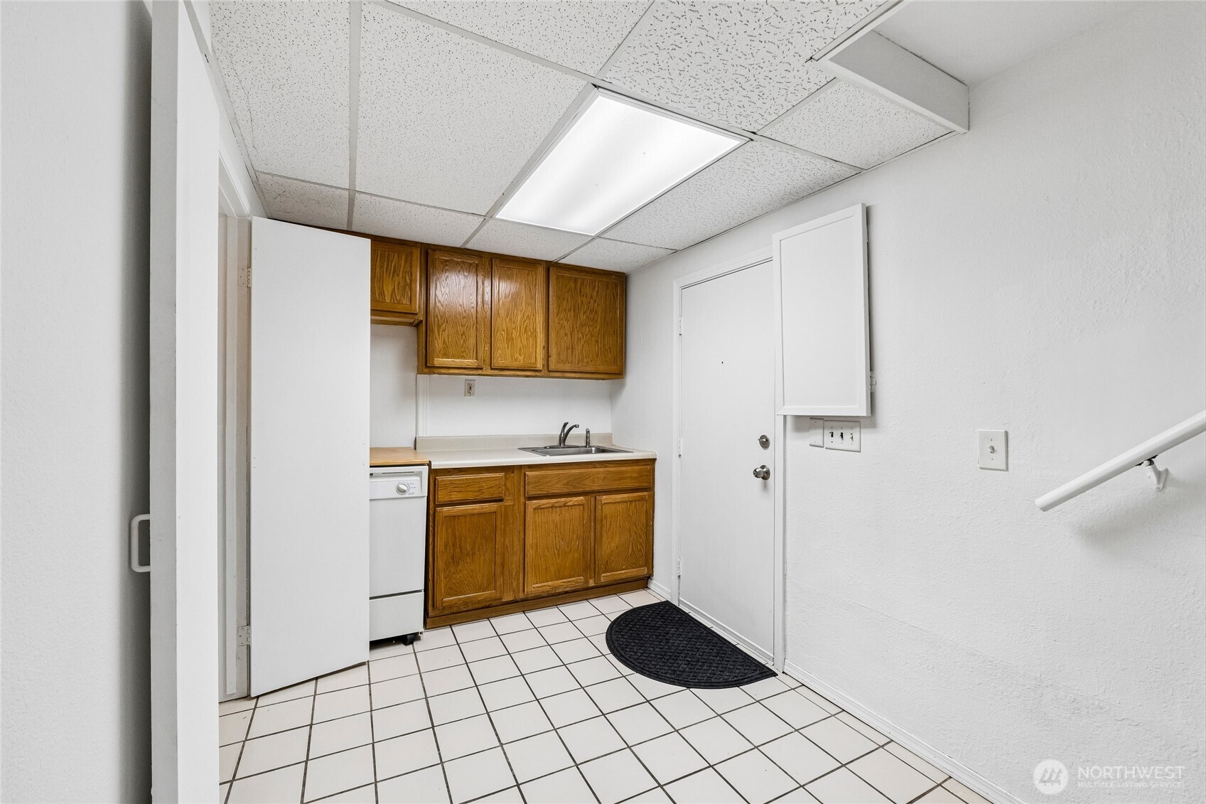 7014 S 126th Street Property Photo 19