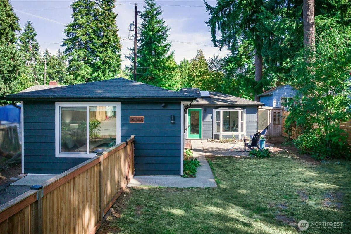 14346 Interlake Avenue Property Photo 1