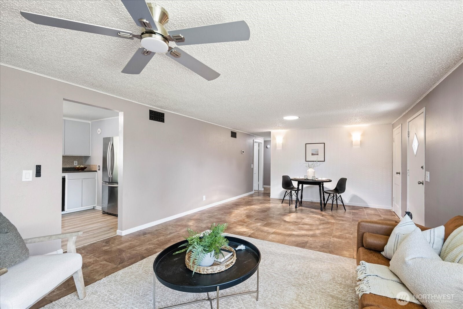 2416 Pullen Street Property Photo 5