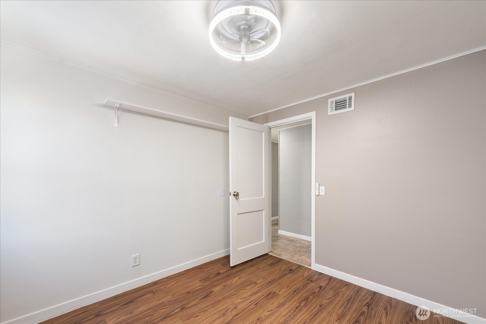 2416 Pullen Street Property Photo 19