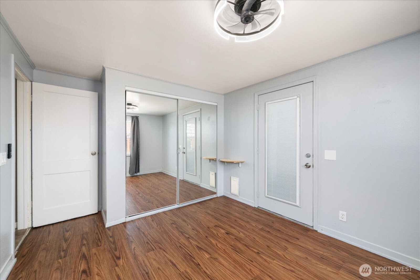 2416 Pullen Street Property Photo 21