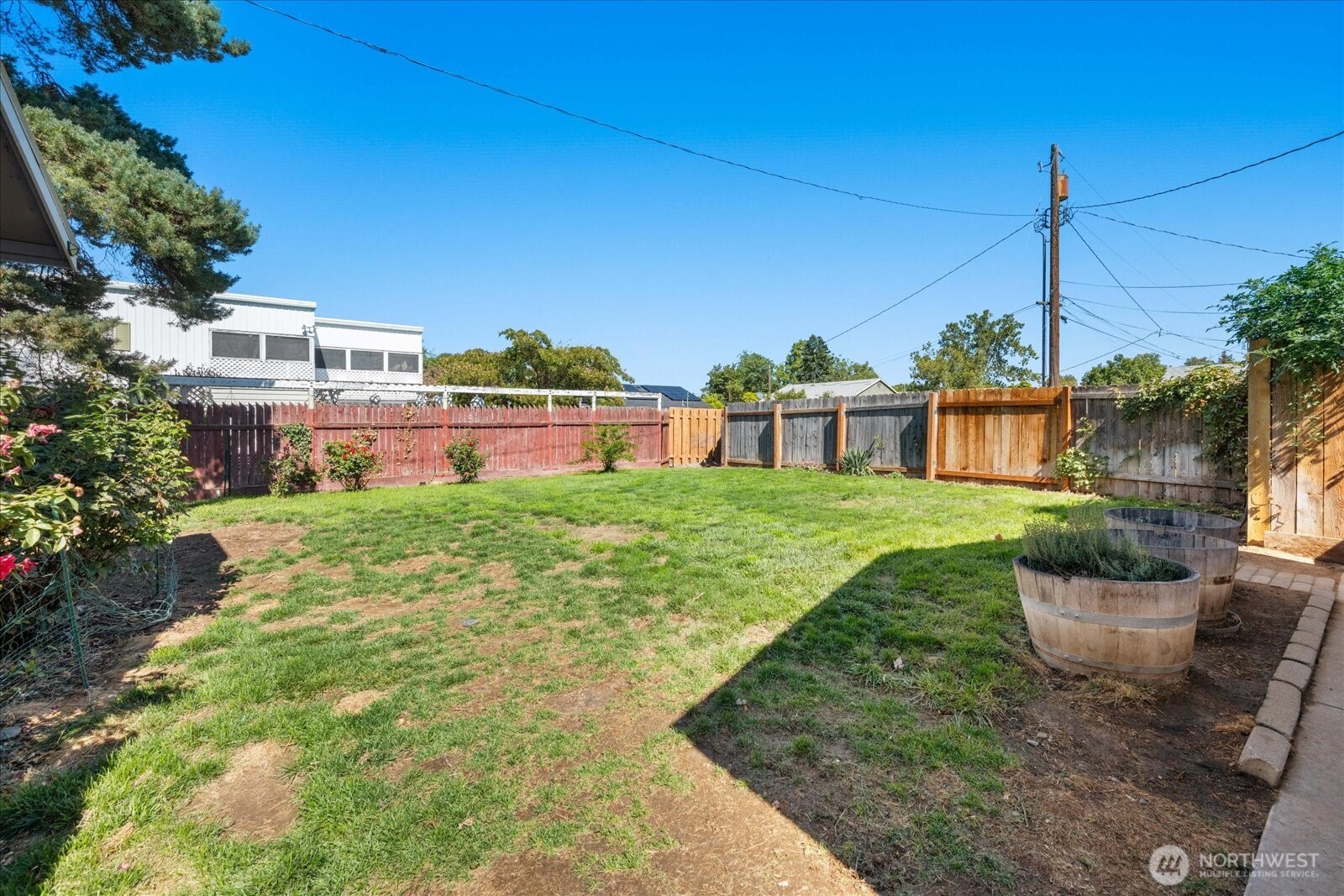 2416 Pullen Street Property Photo 25