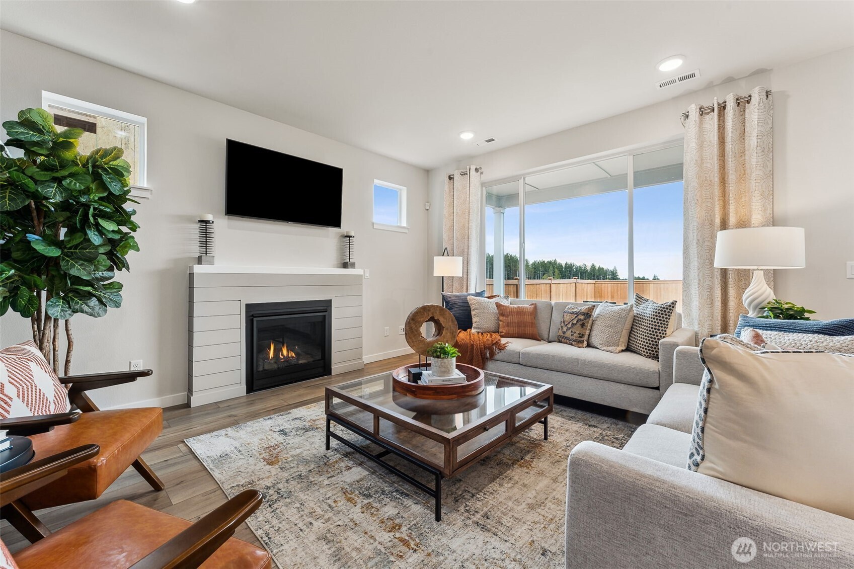 3947 Flat Top Drive Property Photo 11