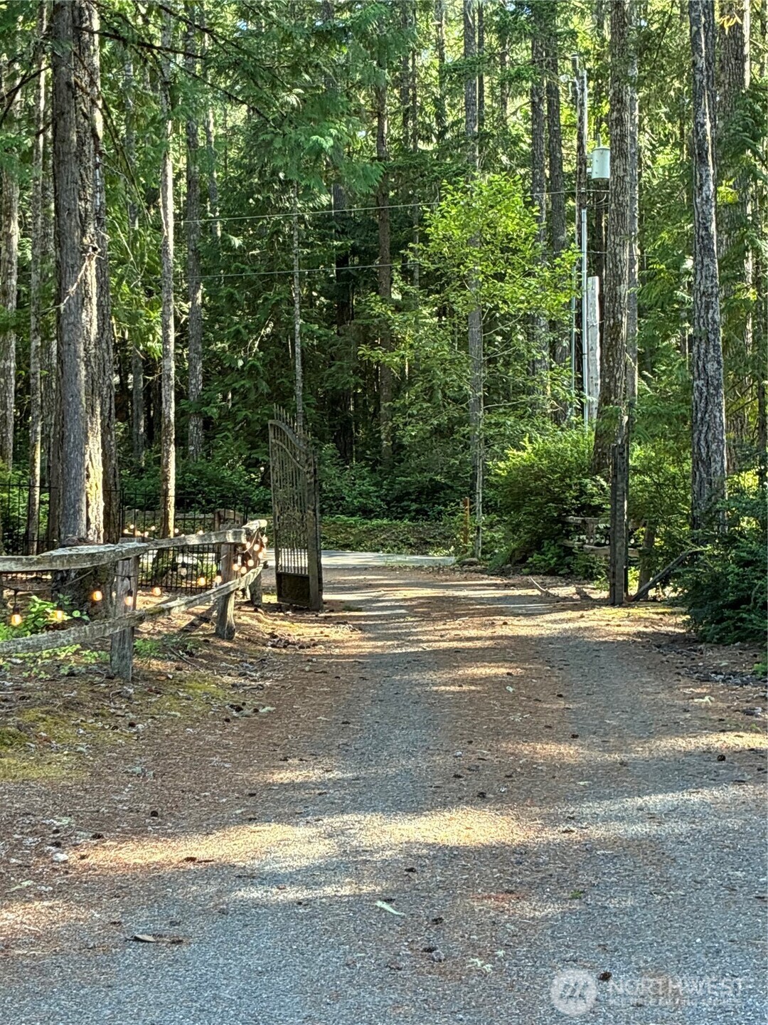 1954 Nellita Road Property Photo 6