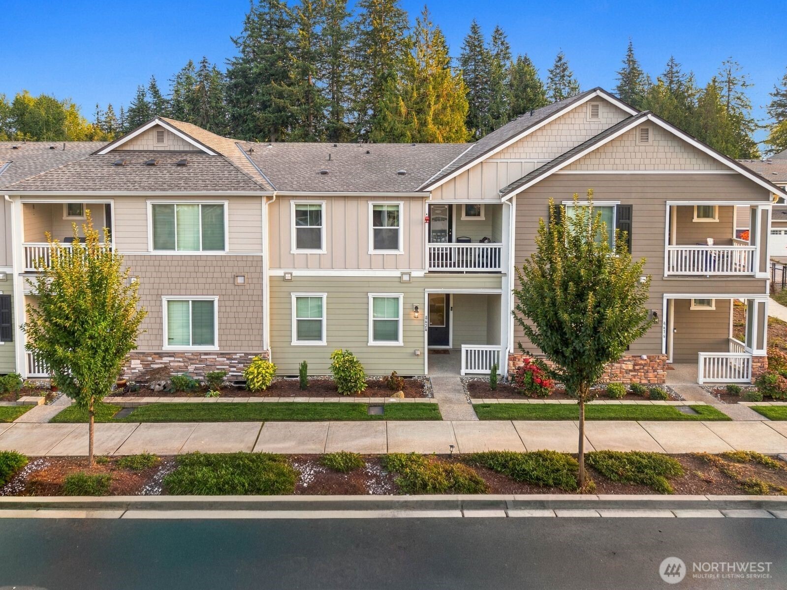 8624 35th Place Property Photo 1