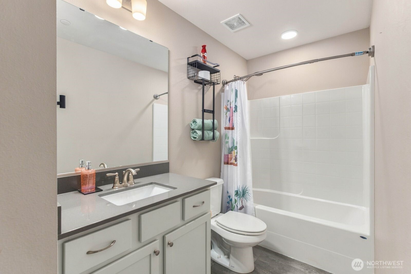 8624 35th Place Property Photo 12