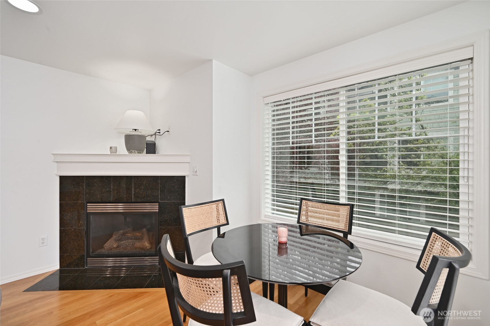 8509 Midvale Avenue C Property Photo 10