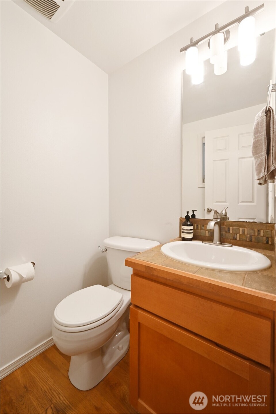 8509 Midvale Avenue C Property Photo 13