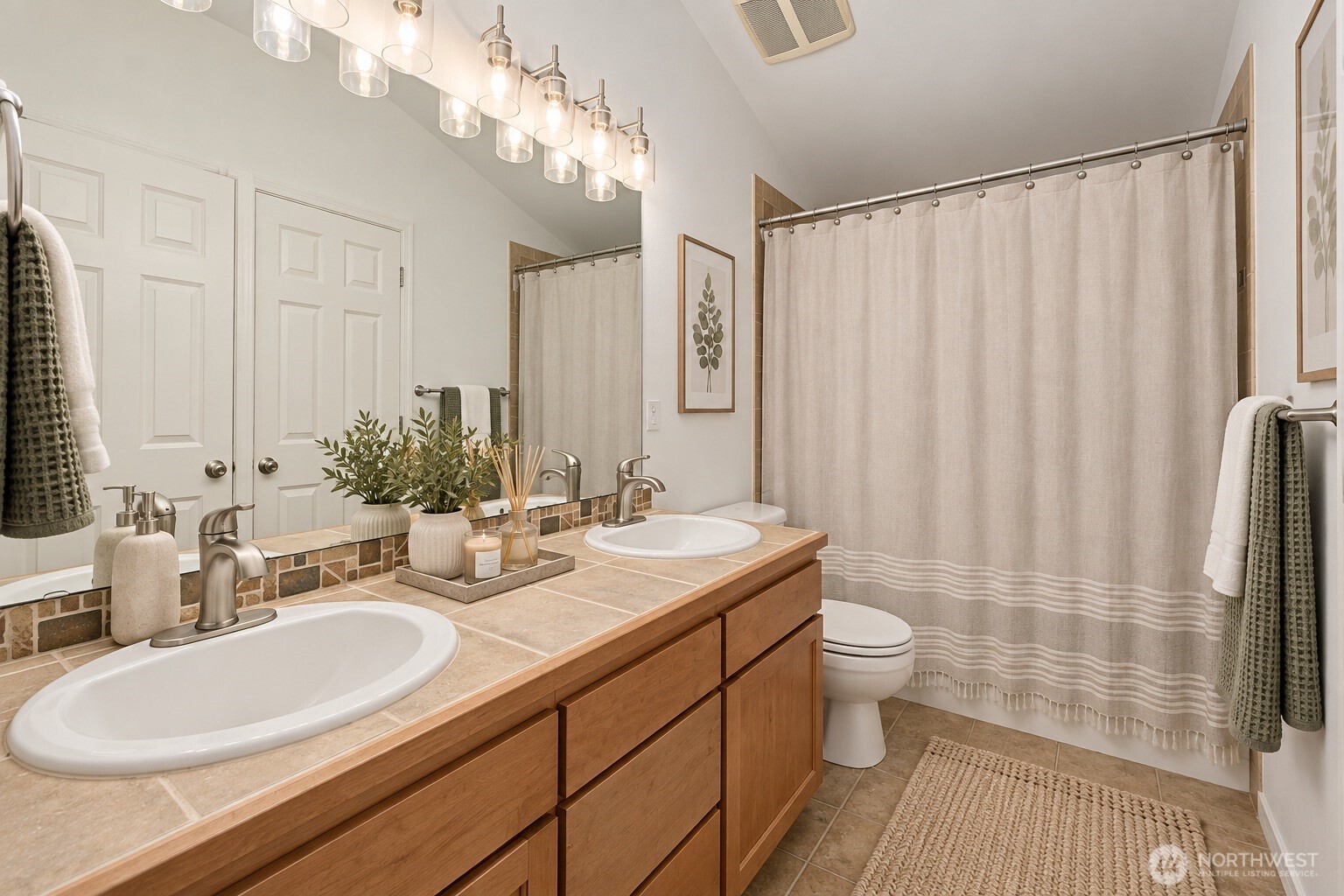 8509 Midvale Avenue C Property Photo 19
