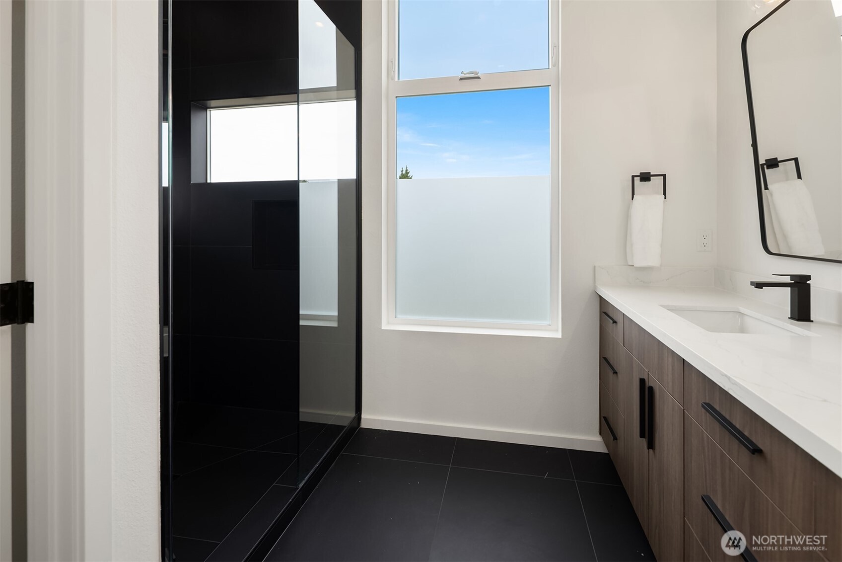 5253 California Avenue F Property Photo 28