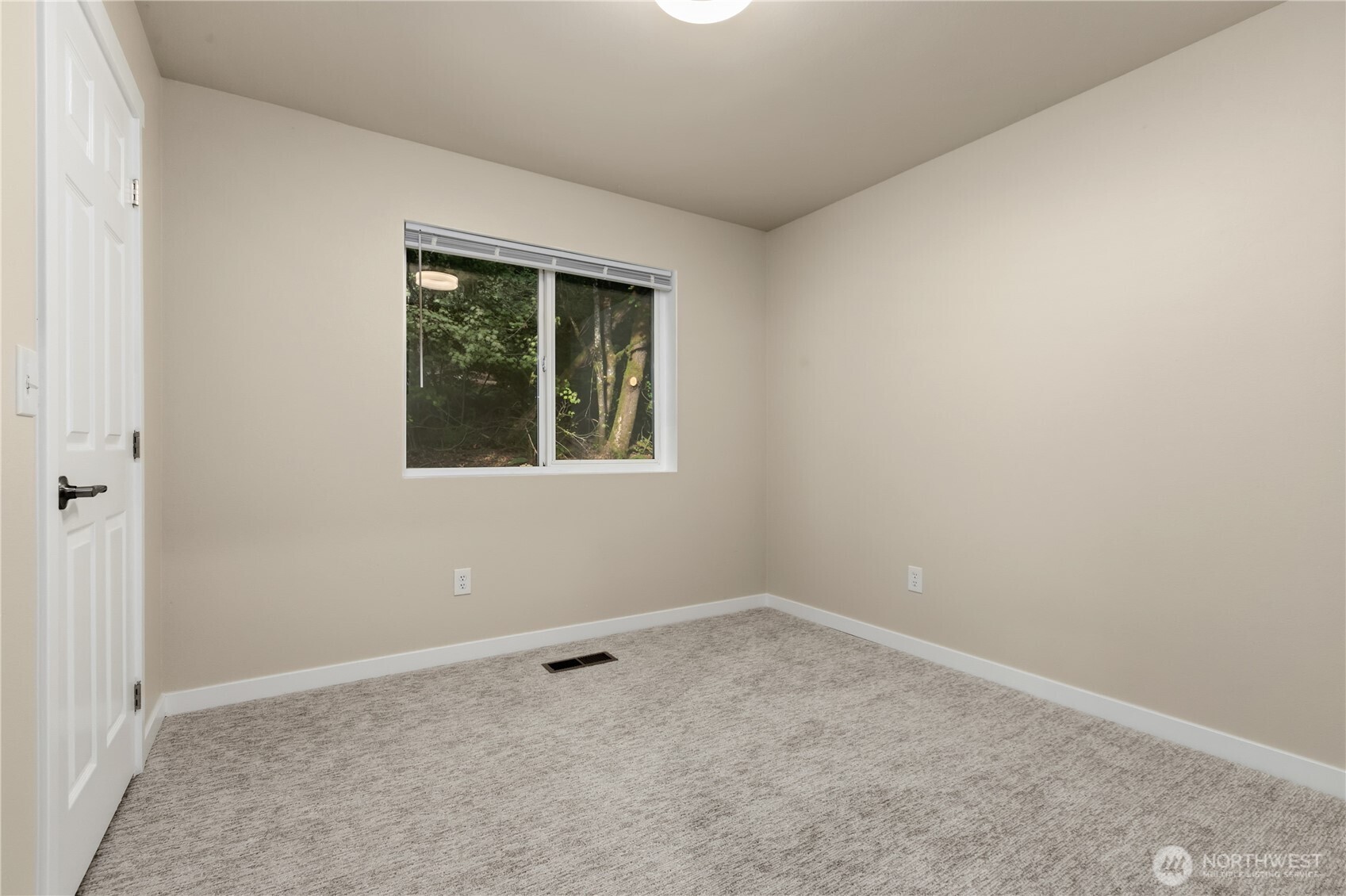 372 Sudden Valley Drive Property Photo 26