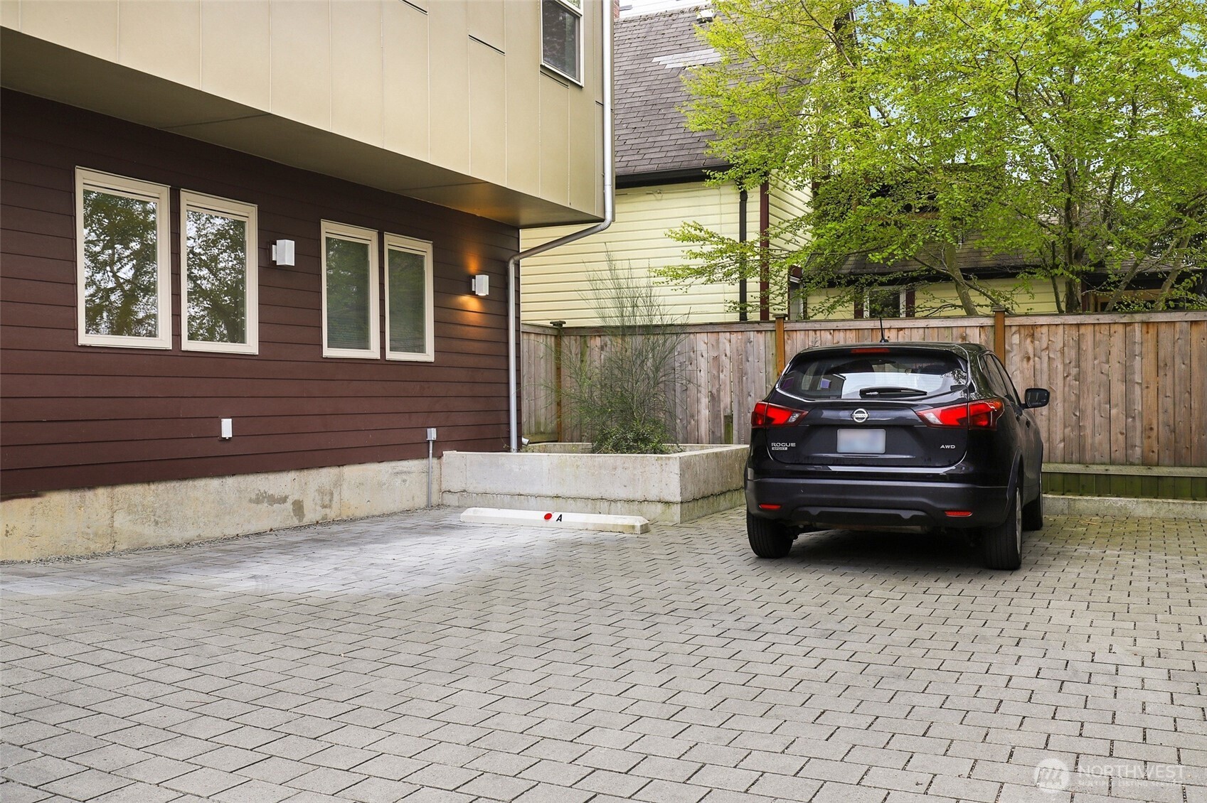 709 15th Avenue B Property Photo 15