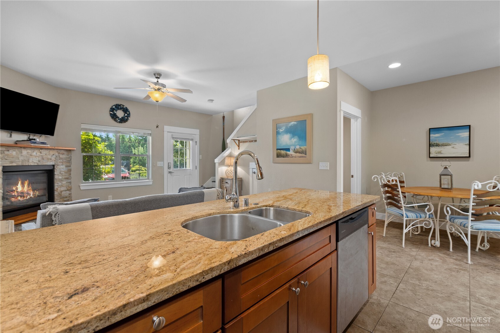 4765 Tidal Way 103a Property Photo 12