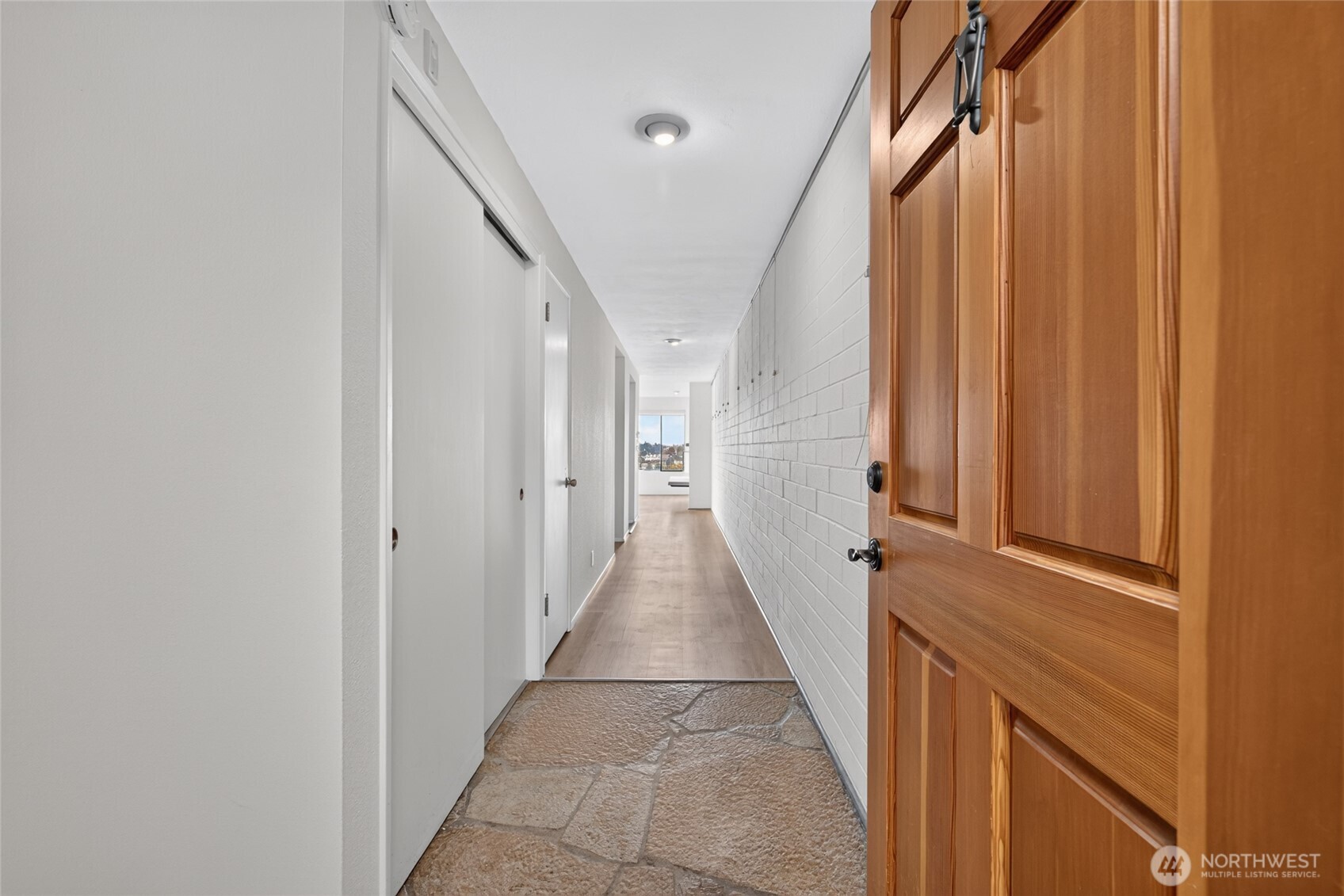 3608 26th Place 301 Property Photo 4