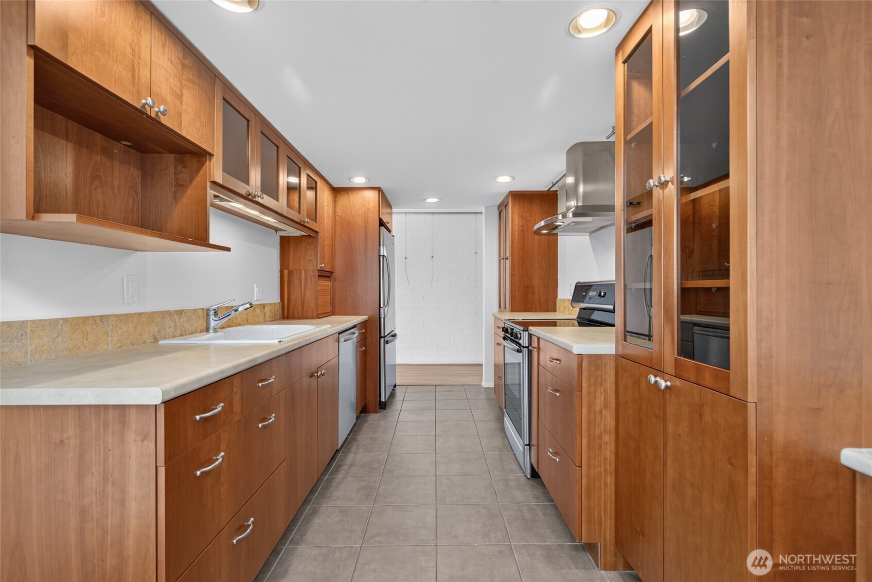 3608 26th Place 301 Property Photo 18