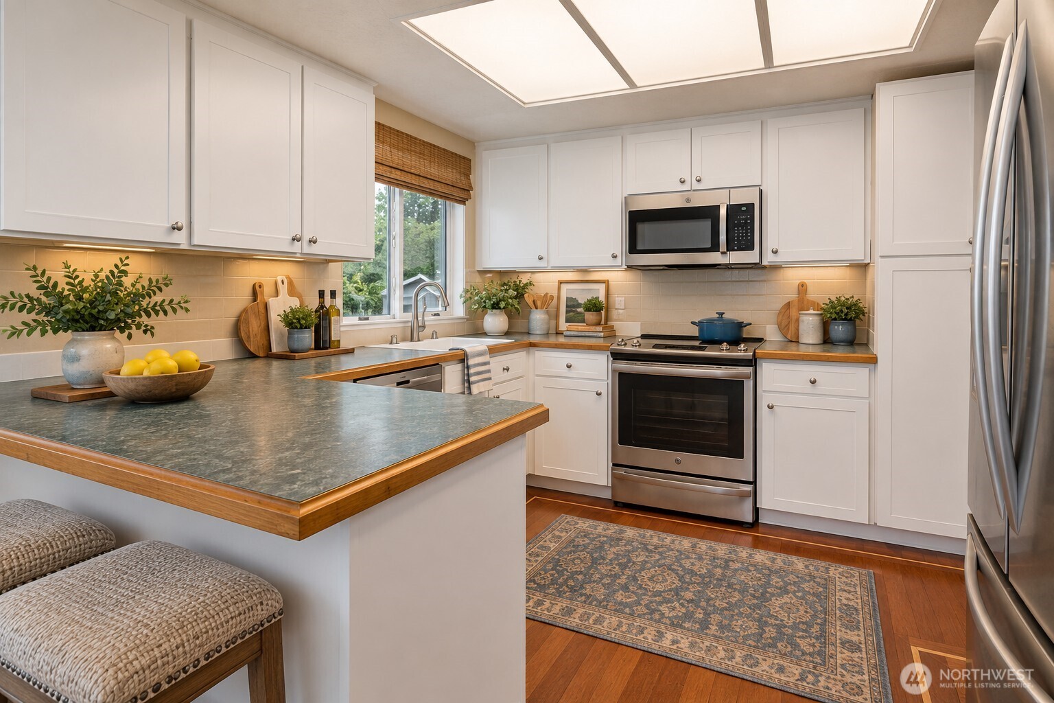 10004 180th Street Property Photo 9