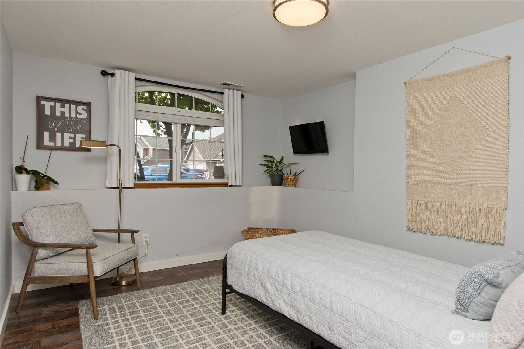 709 Victor Street Property Photo 15