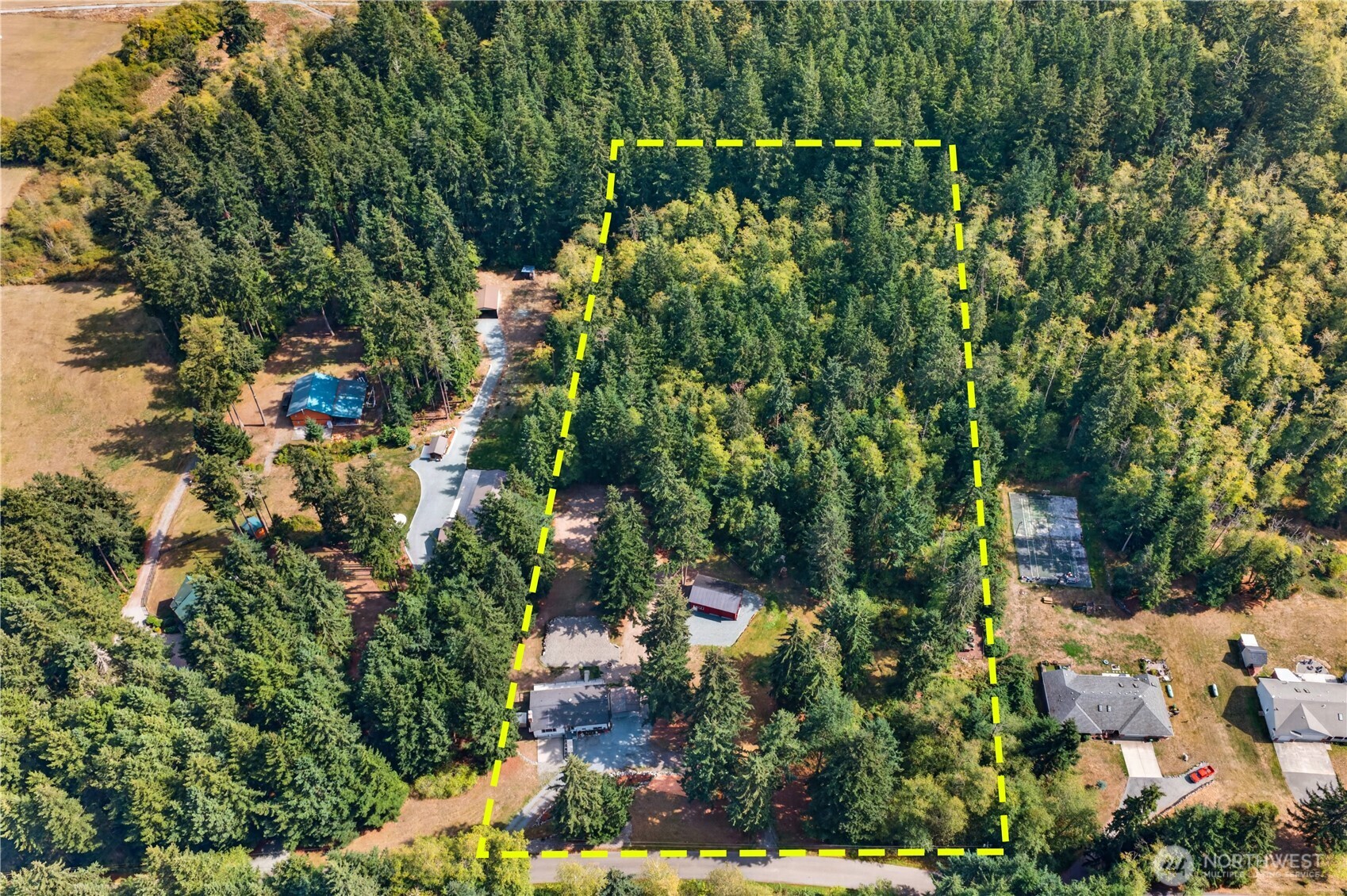 2742 Umatilla Drive Property Photo 4