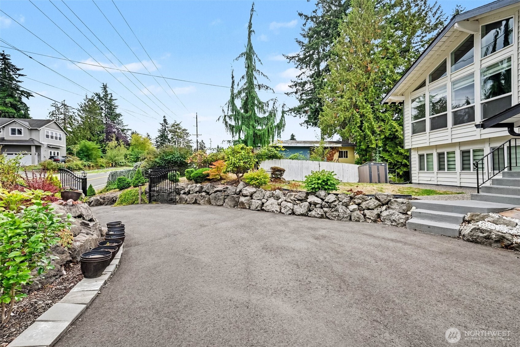 19643 Talbot Road Property Photo 28