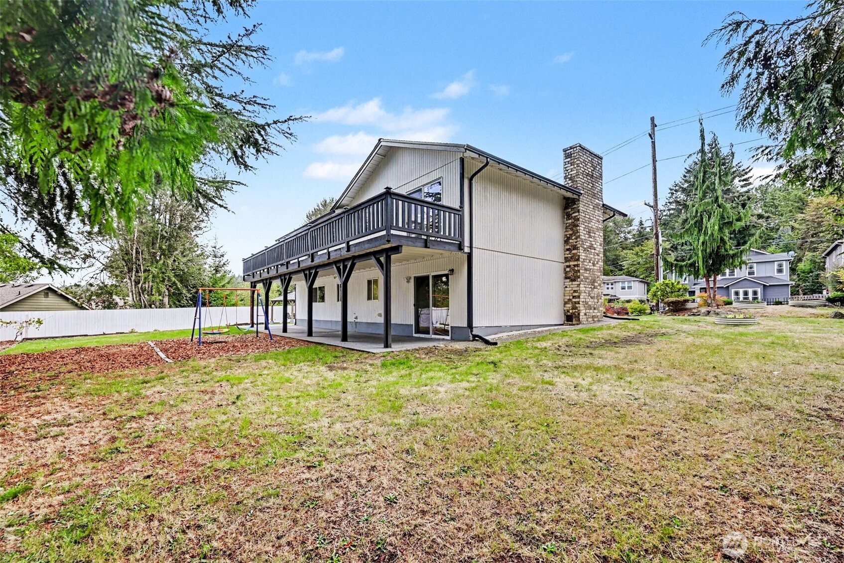 19643 Talbot Road Property Photo 35