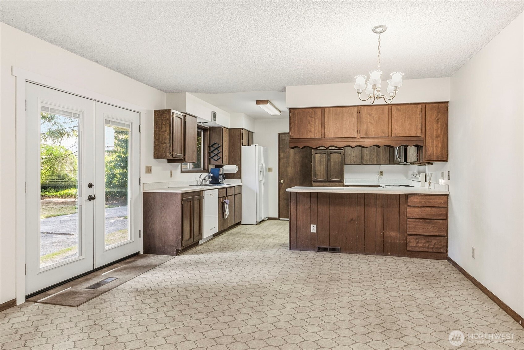302 Cowlitz Drive Property Photo 8