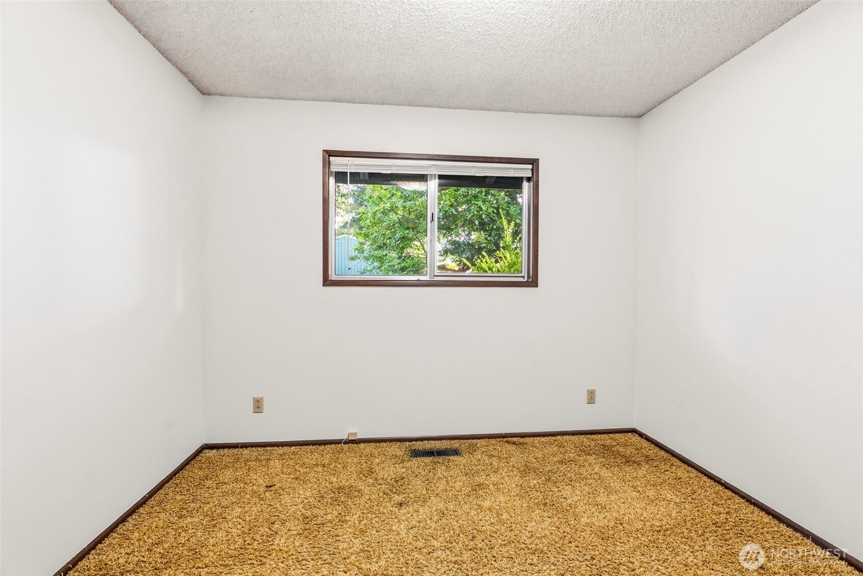 302 Cowlitz Drive Property Photo 18