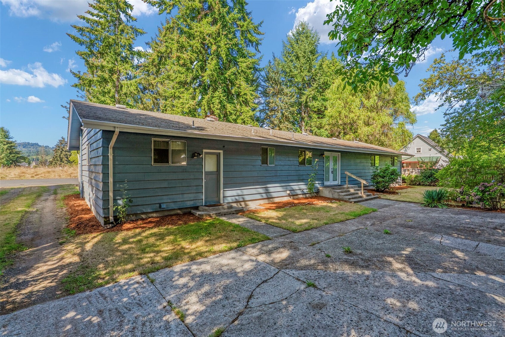 302 Cowlitz Drive Property Photo 20