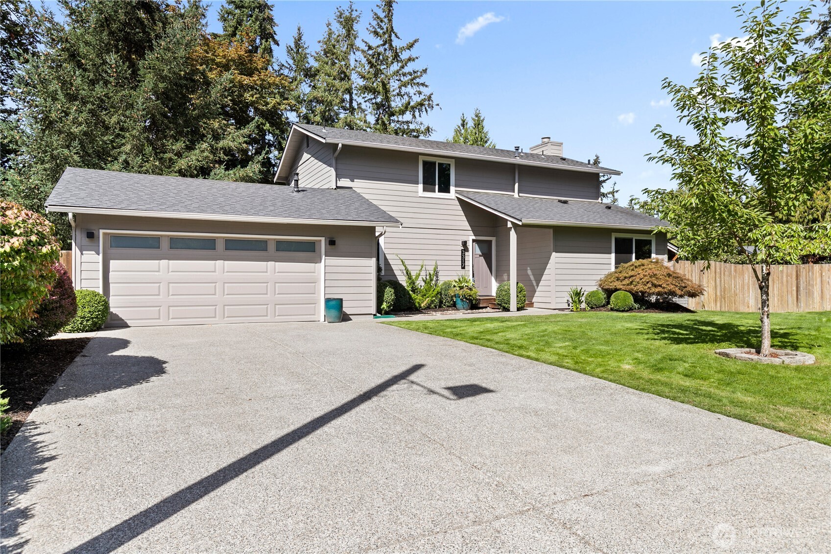 3317 216th Place Property Photo 2