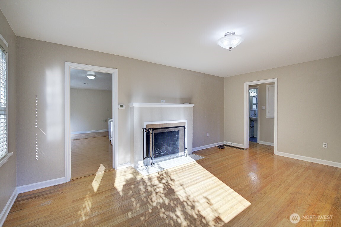 1210 Ne 95th Street Property Photo 5