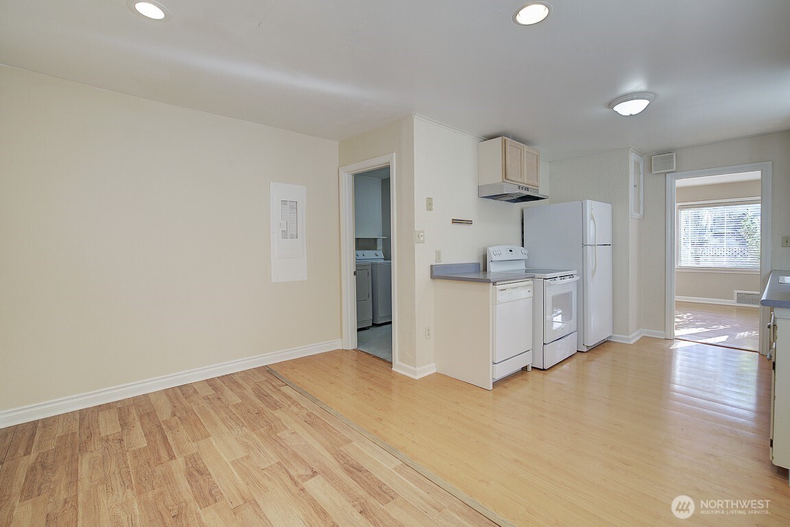 1210 Ne 95th Street Property Photo 12