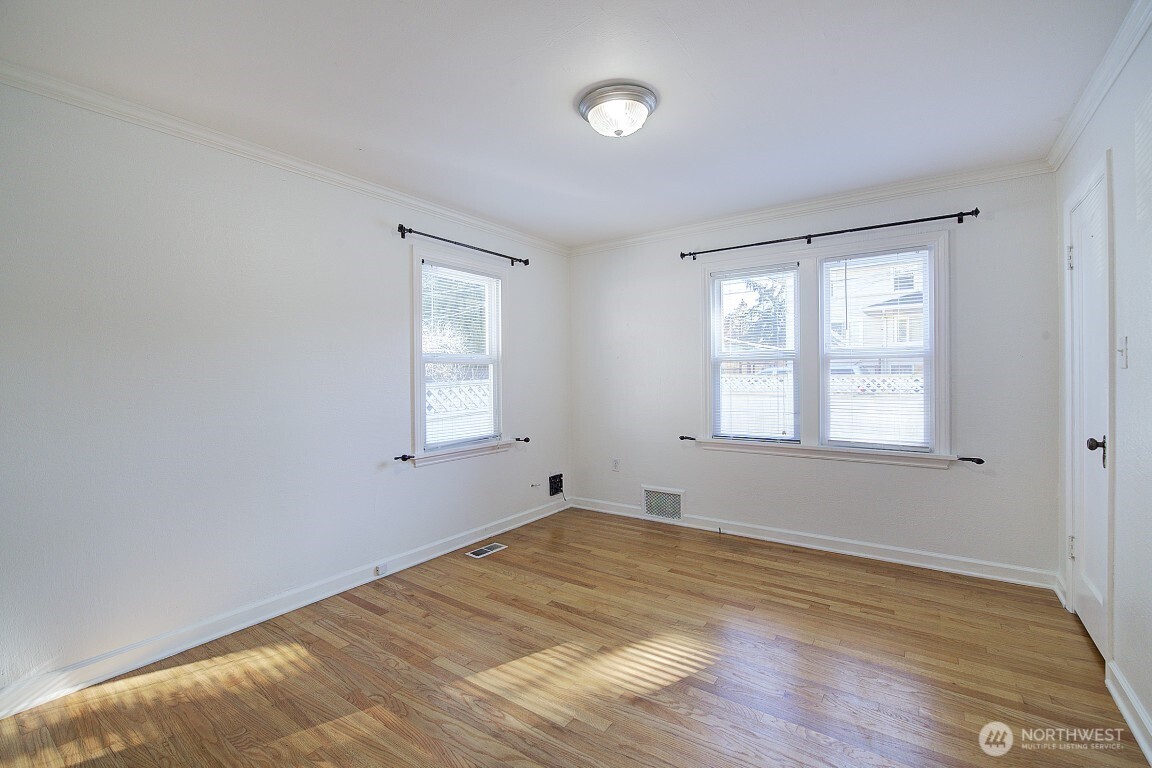 1210 Ne 95th Street Property Photo 16